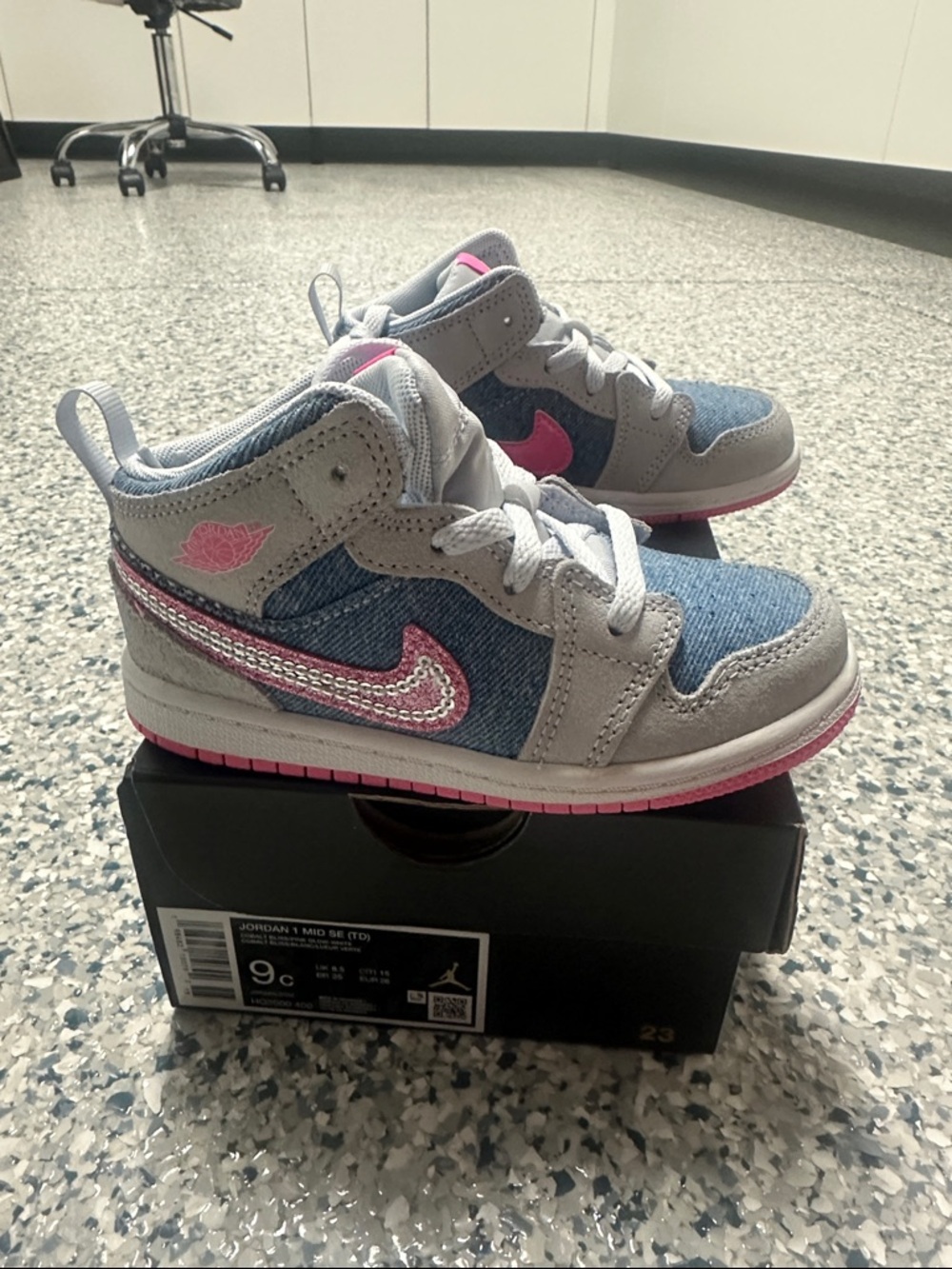 Jordan Kids Mid-Top Sneakers in Gray, Denim & Pink